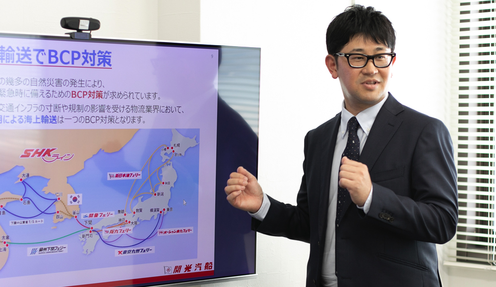 物流営業が環境配慮と社会貢献を念頭に置きながら課題解決を提案